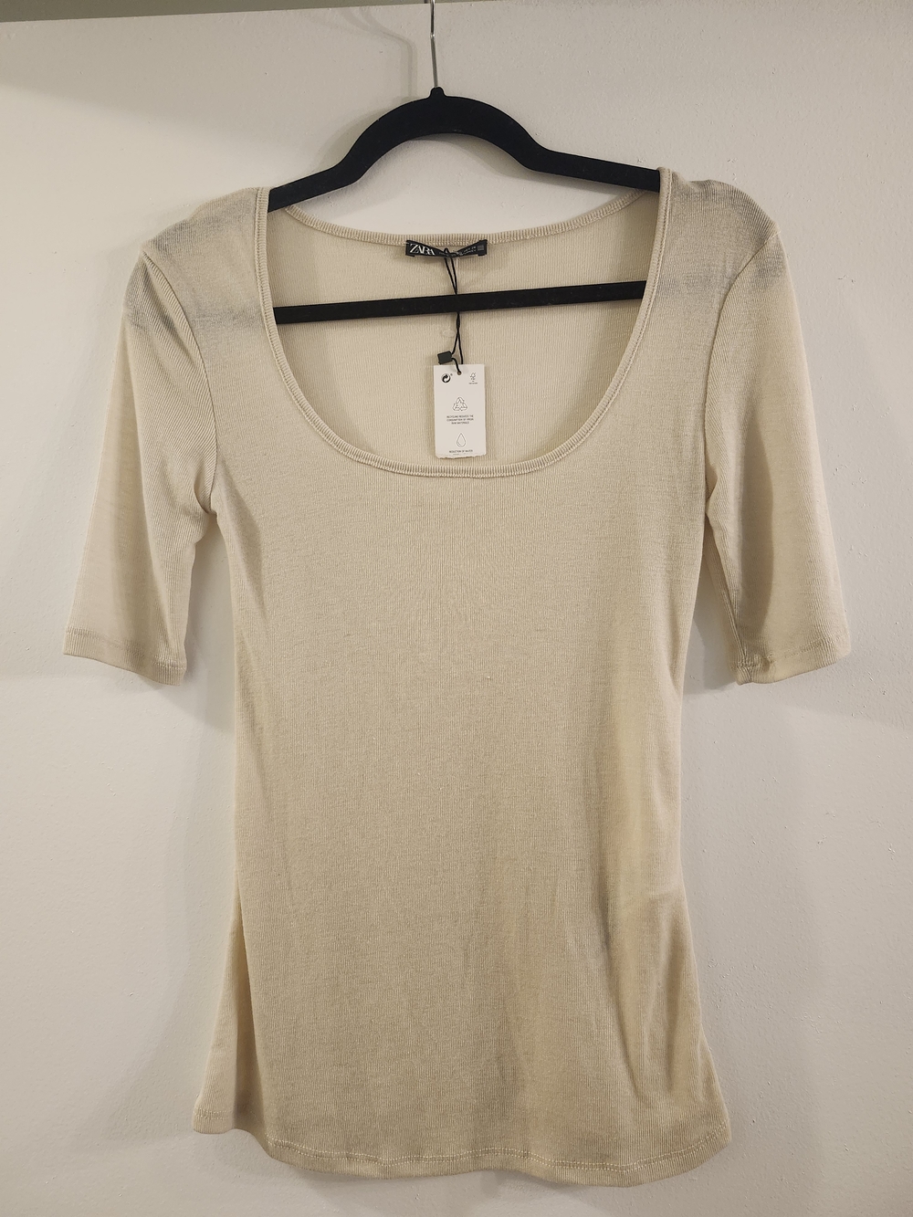 Zara Scoop Neck Short Sleeve Top - Slim Fit